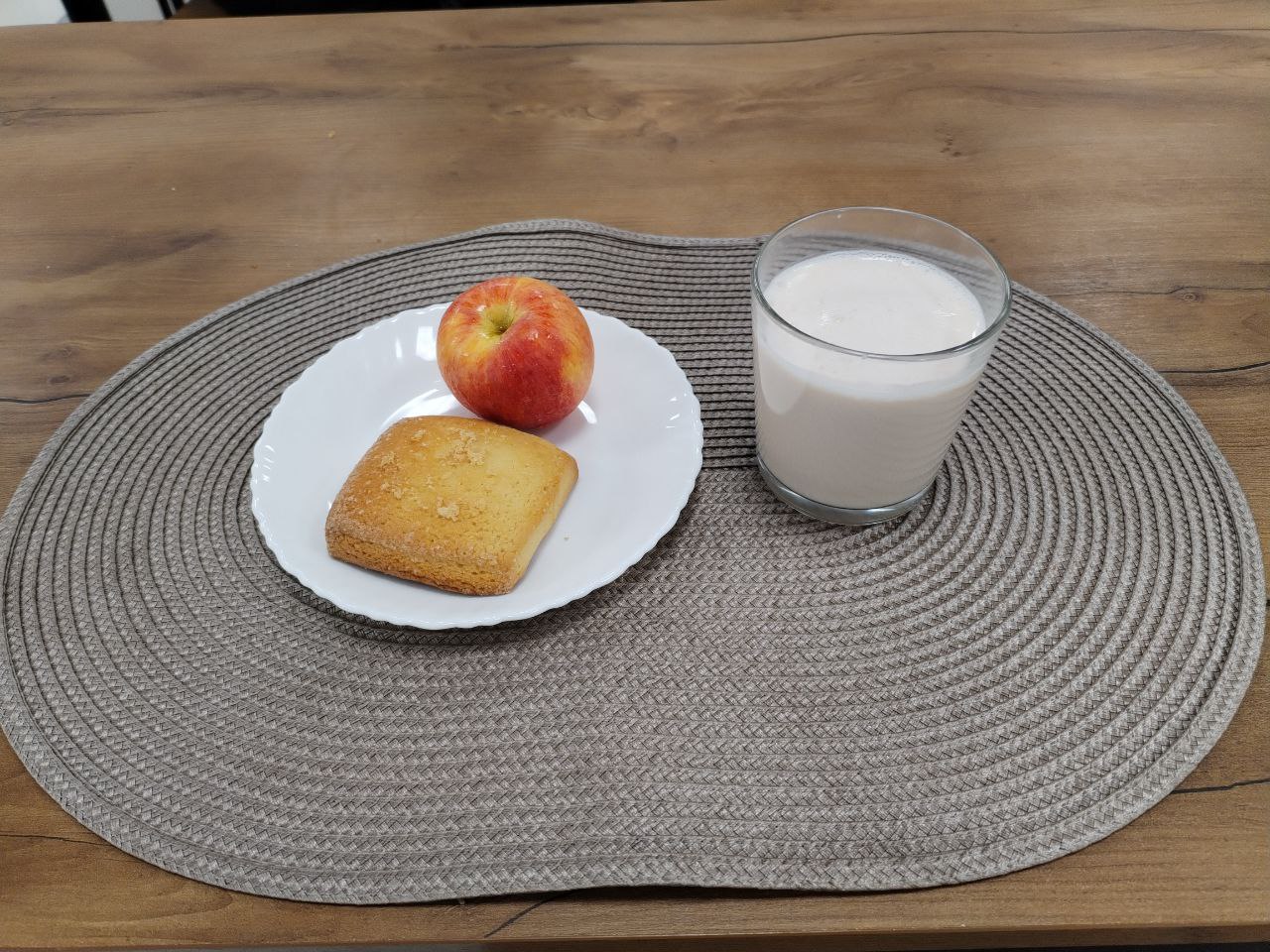 ПОЛДНИК ПОЛДНИК