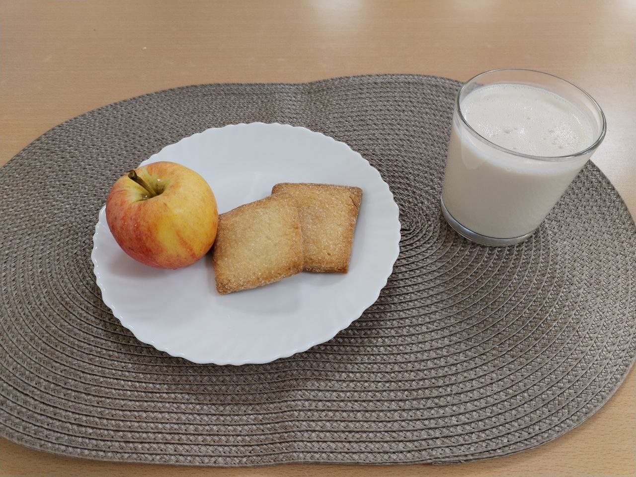 ПОЛДНИК ПОЛДНИК