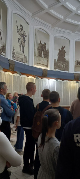 Экскурсия в музейный комплекс «Мемориал Победы».